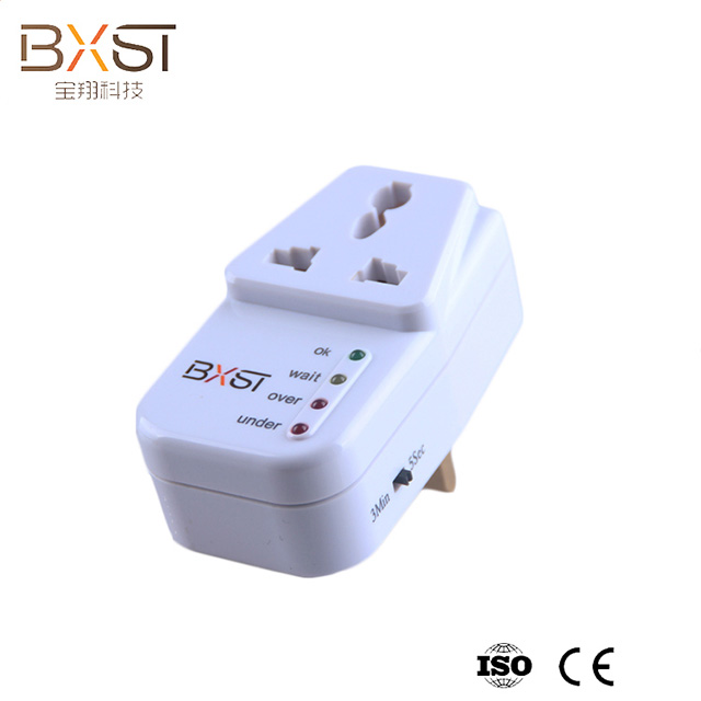 Protector de voltaje de BXST con Universal Socket V003-UK