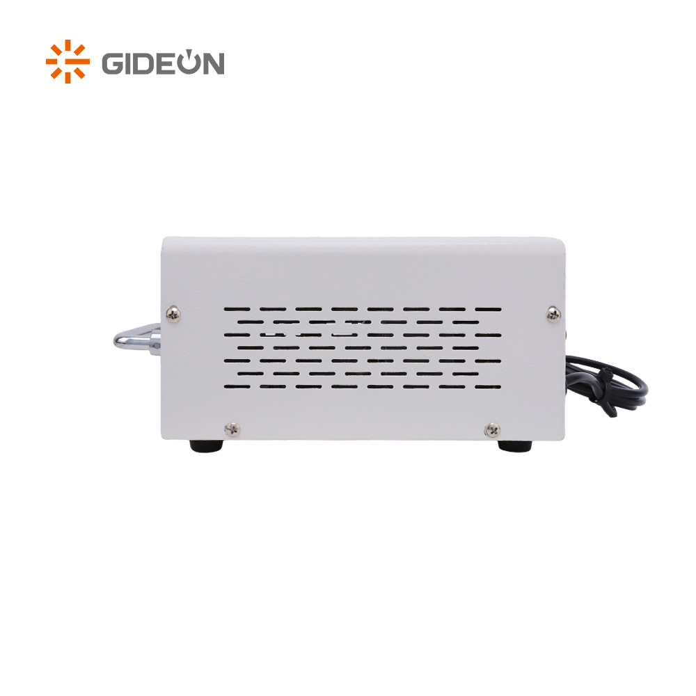 Estabilizador de voltaje de enchufe universal automático GD-AVR31-UN 1000VA con protección completa